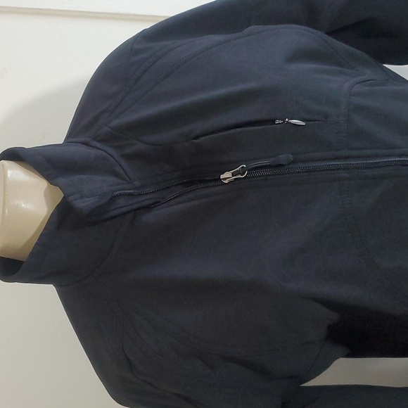 Double Diamond Black Floral Rose Zip Front Softshell Fleece Lined Jacket Size S - Picture 4 of 11